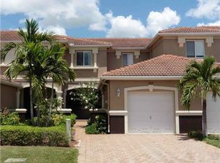 9727 Roundstone Cir, Fort Myers, FL 33967