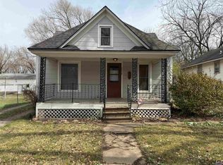 2406 SW Central Park Ave, Topeka, KS 66611