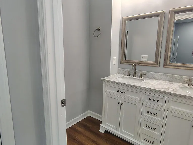 1061 Pinecrest Ave NW #B — Photo 20