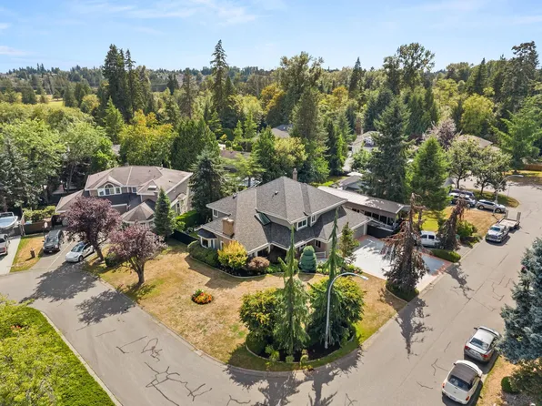 14972 81a Ave, Surrey, BC V3S 7H4