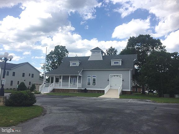 3rd image of 29664 Colony Dr #F-11