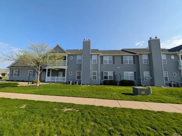 3020 E Stillwater Lndg APT 101, Urbana, IL 61802