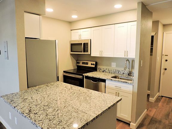 3rd image of 99 N Corona St #307