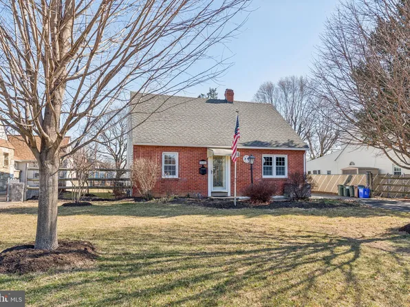 2605 Southampton Rd, Philadelphia, PA 19116