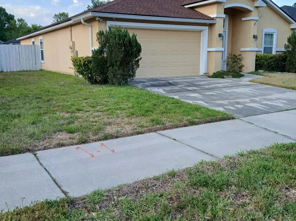 6389 PINEWOOD HILLS Drive, Jacksonville, FL 32218