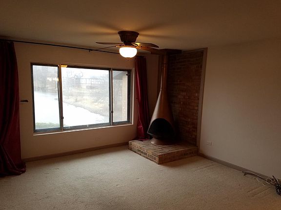 4th image of 6147 Knollwood Dr #203