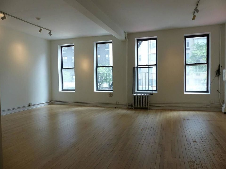 1st image of 969 1st Ave APT 2