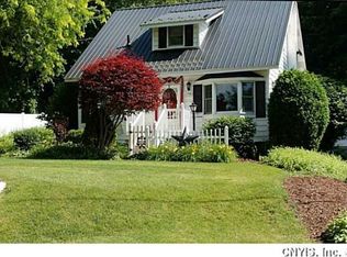 1780 Whiting Rd, Memphis, NY 13112