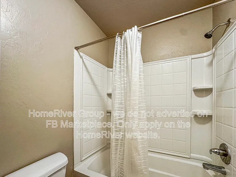 19221 Blanco Dr — Photo 12