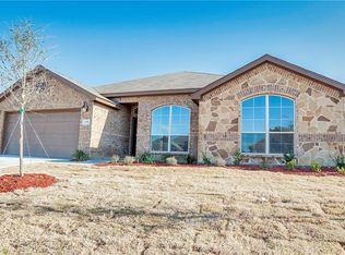 122 Acadia Ln, Forney, TX 75126