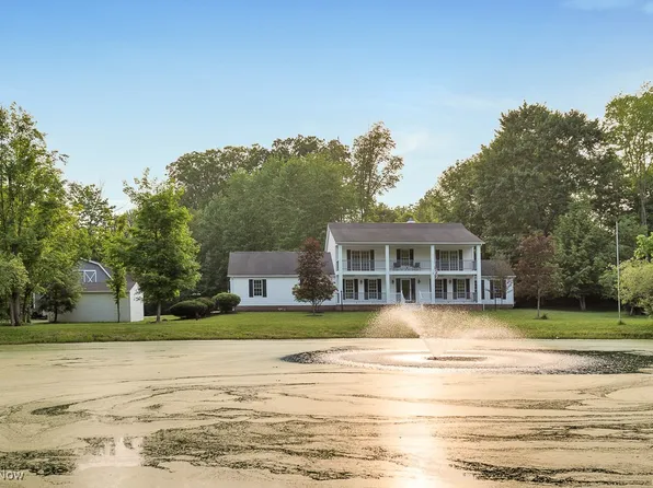 8000 Lake Rd, Seville, OH 44273