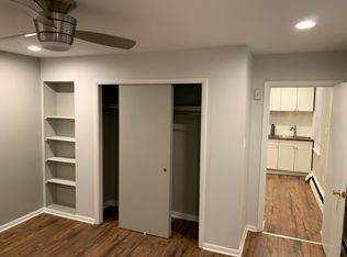 322 S 11th St APT 4, Philadelphia, PA 19107