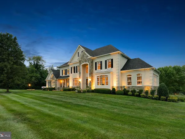 9763 Hawkins Creamery Rd, Laytonsville, MD 20882