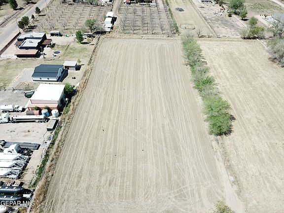 2nd image of 12368 Mankato Rd