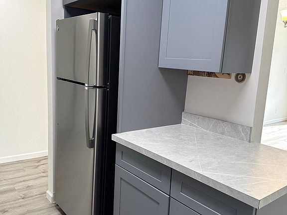 5th image of 1840 Sequoia Ave #1/1-B