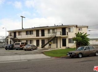 2211 S Genesee Ave, Los Angeles, CA 90016