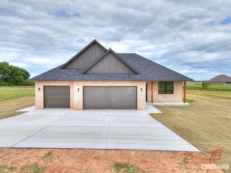 1321 Chisholm Trail Ln — Photo 40