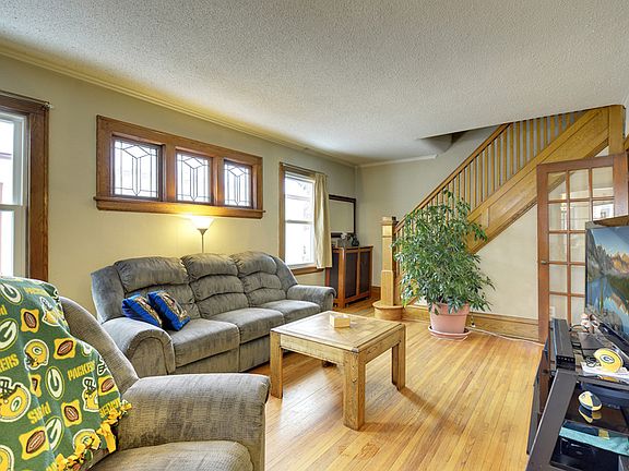 5th image of 1483 Breda Ave