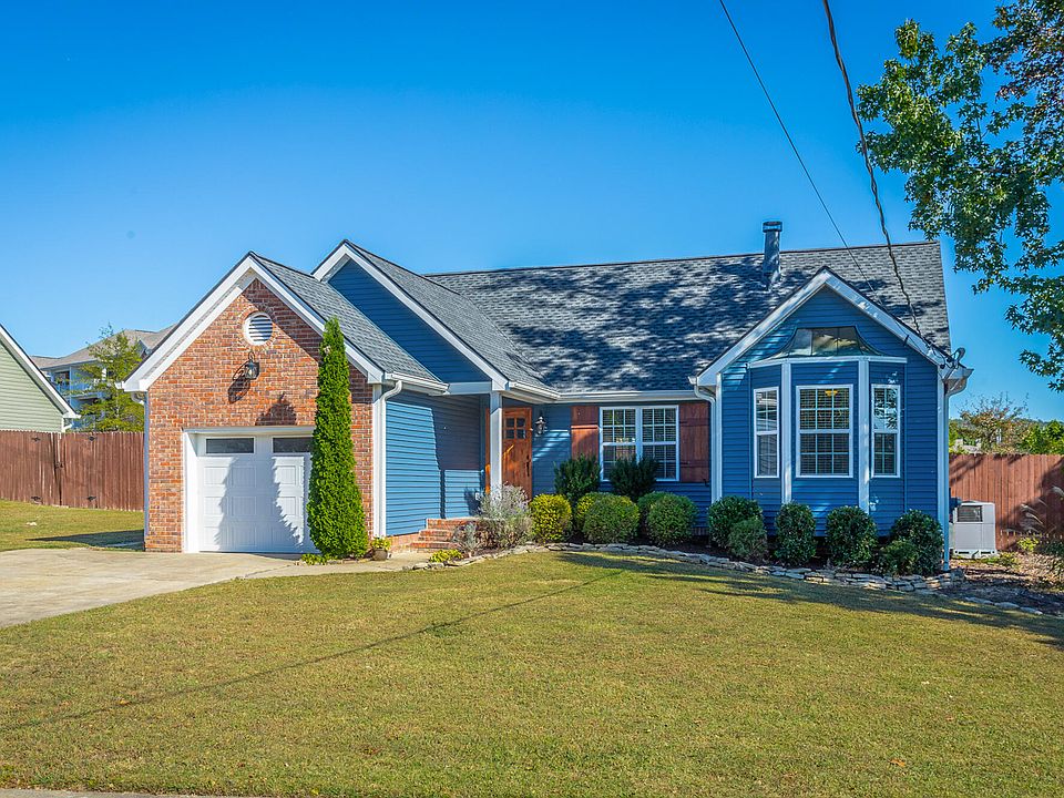 1st image of 2306 Ashford Dr
