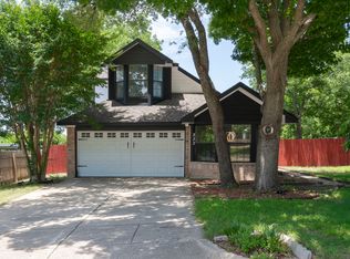 233 N Long Rifle Dr, Fort Worth, TX 76108