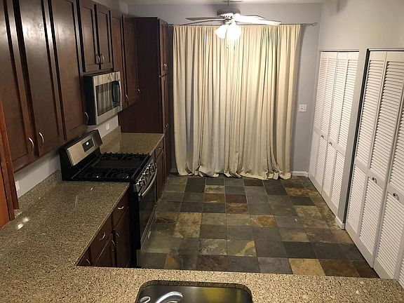 4th image of 148 Waters Edge Dr #E