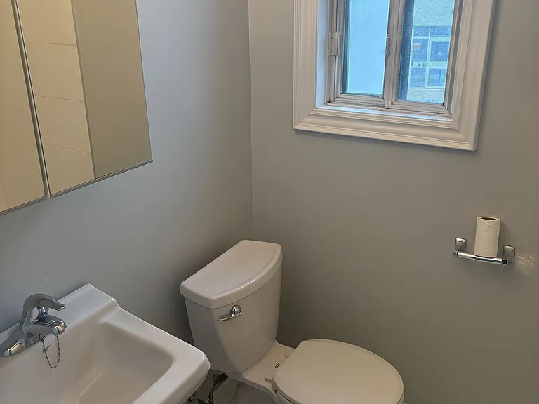 21 Scarlett Rd #1 — Photo 10