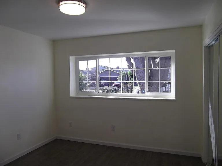 2252 Terra Villa St — Photo 7