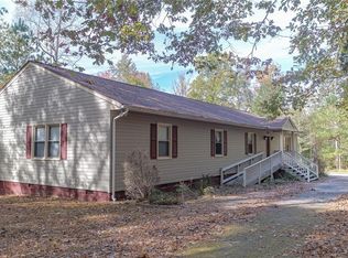 8900 Teakwood Dr, Disputanta, VA 23842