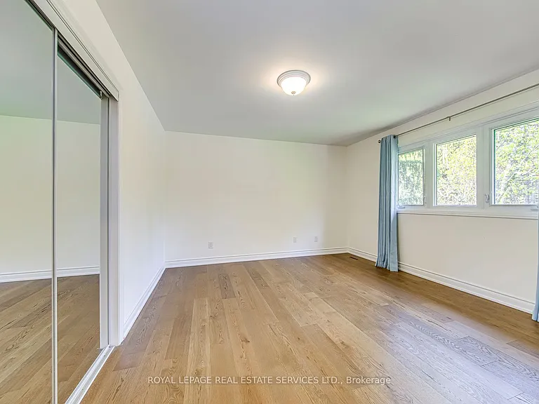 1463 Albion Ave — Photo 26
