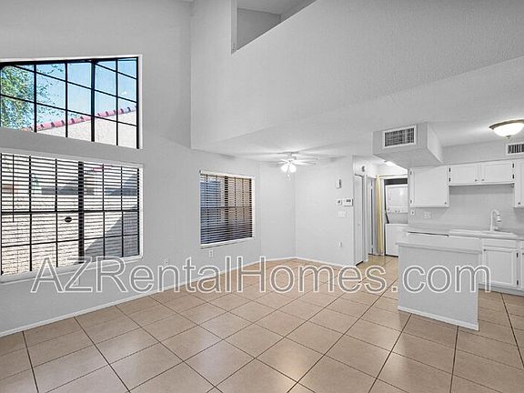 5th image of 602 N May Unit 28
