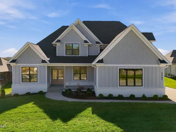 17702 Meremont Lake Rd, Louisville, KY 40245