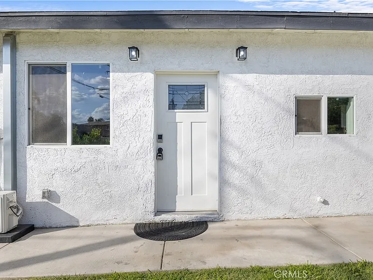 10290 Monte Vista Ave — Photo 6