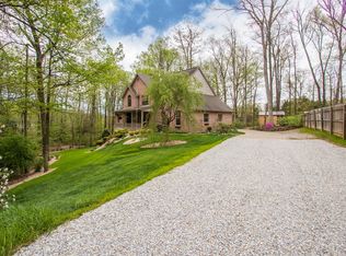 8383 Maple Leaf Dr, Brookville, IN 47012