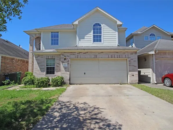 826 Forest Bark Ln, Houston, TX 77067
