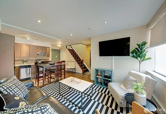 Rented by Oxford Property Group | media 22