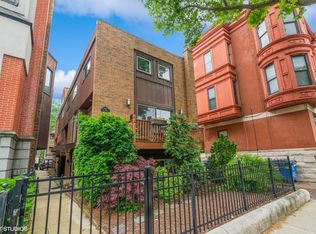 1045 W Altgeld St #A, Chicago, IL 60614