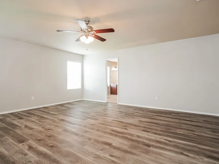 8500 Shallow Creek Dr — Photo 11