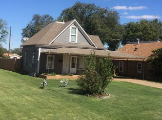 208 Santa Fe St, Alva, OK 73717