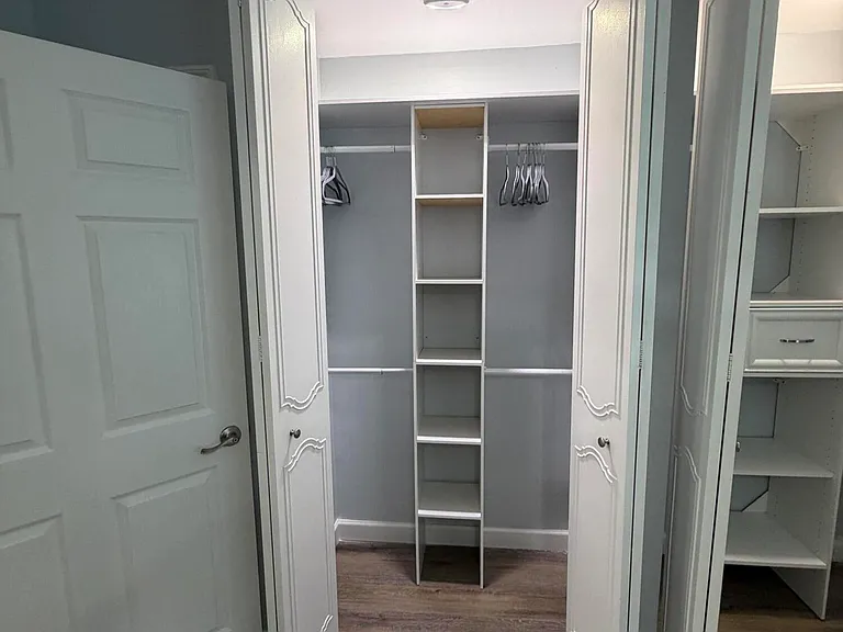 533 E Dartmoor Ct — Photo 26