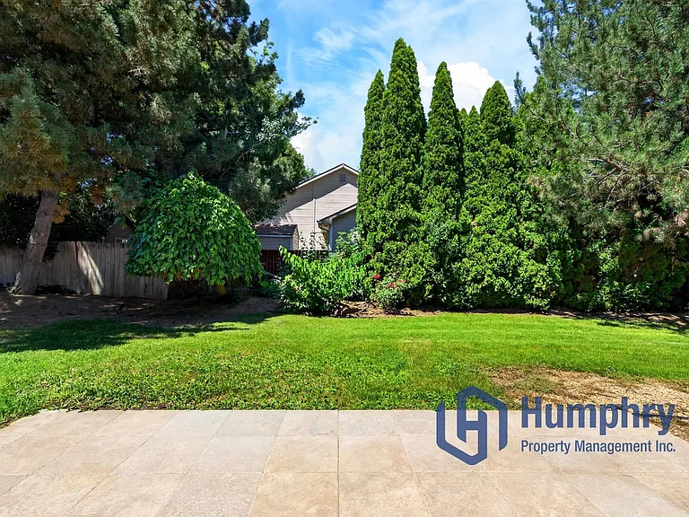 1948 E Cypress Point Dr — Photo 40