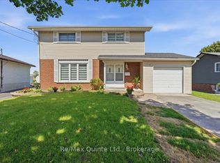 15 Robertson Ln, Belleville, ON K8P4C2