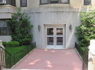 10 N Broadway, White Plains, NY 10601