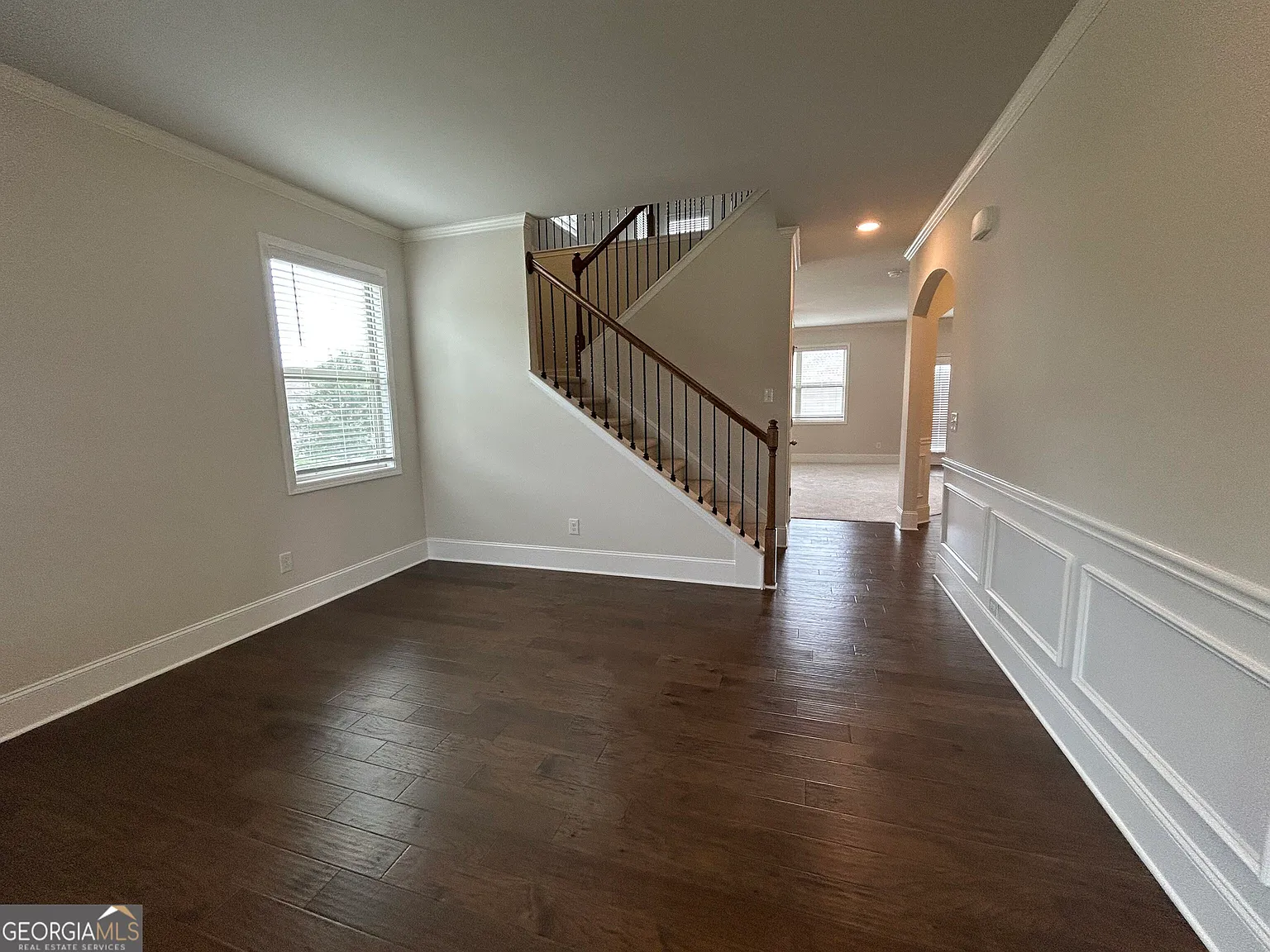 4 bed, 2.5 bath, 2533 sqft, $2,595 — Photo 4