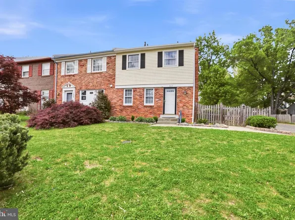 207 Dry Mill Rd SW, Leesburg, VA 20175