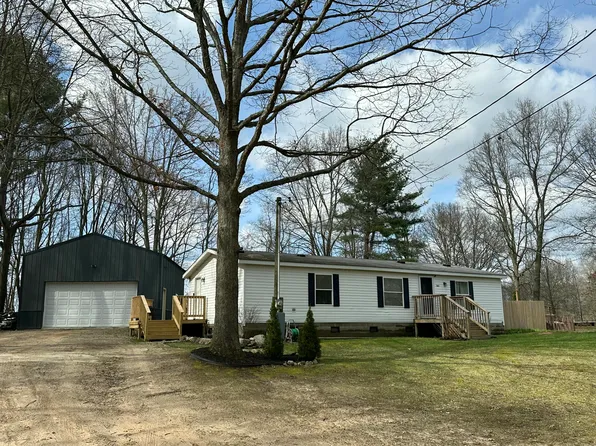 261 W Mustang Moon Trl, Grant, MI 49327