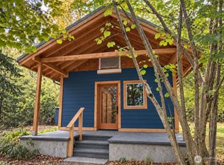 1697 E Marrowstone Rd, Nordland, WA 98358