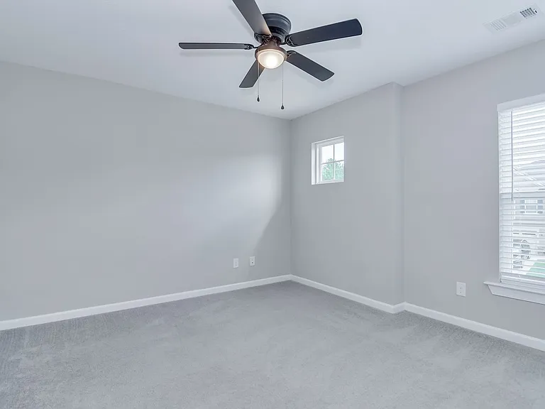 1247 Cobblefield Dr — Photo 31