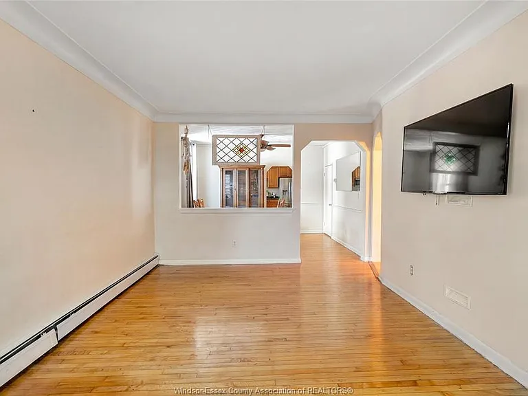 394 Cameron Ave — Photo 4