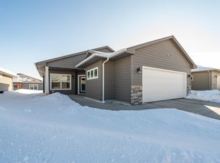 6216 S Buffalo Ridge Ave, Sioux Falls, SD 57108