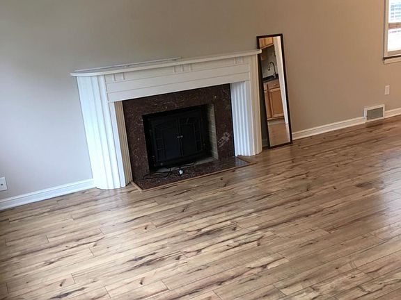 4th image of 1617 Grandview Ave #B